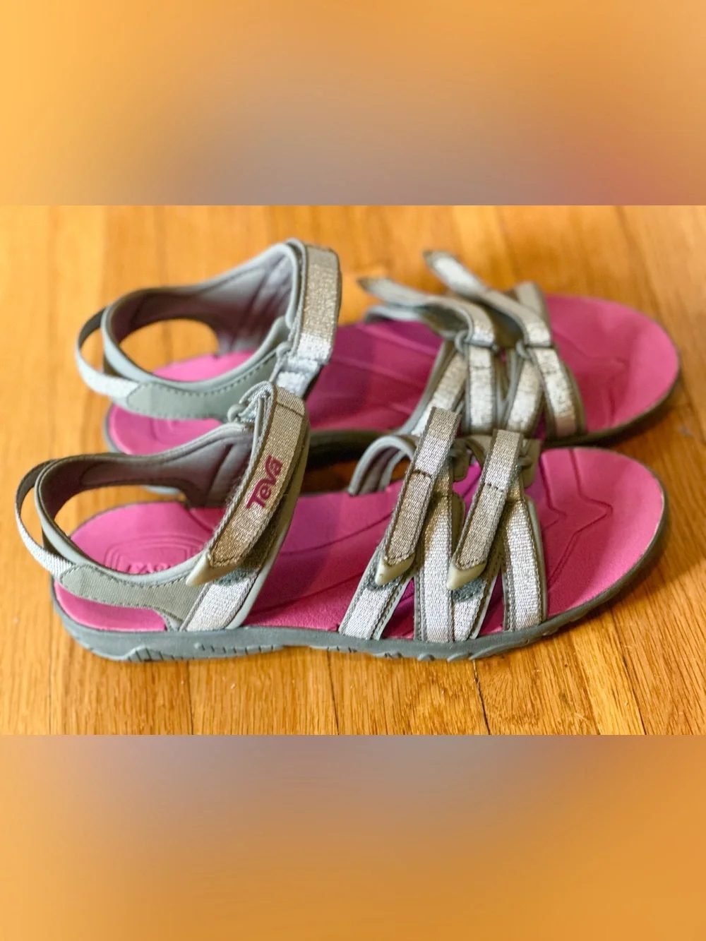 Teva Youth Tirra Sport Sandals Size 5 Pink Grey EUC (Fits Women 7)